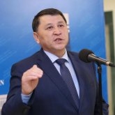 "Не мучайте себя и нас всех": предприниматель посоветовал Бекшину подумать об отставке