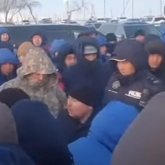 Забастовка нефтяников и железнодорожников продолжается в Мангистау