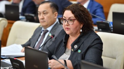 "Добрые намерения иногда приводят совсем не туда": депутат высказалась о переводе времени в Казахстане