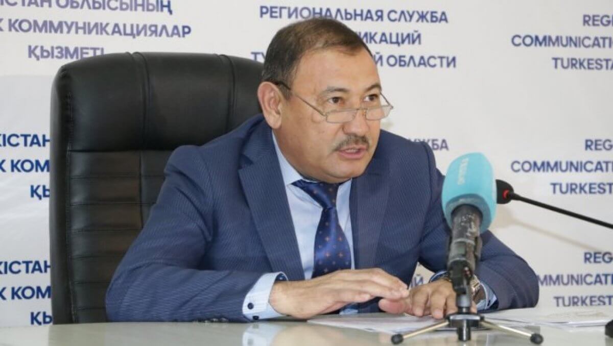 Бывшего чиновника обвинили в краже 240 млн тенге в Туркестанской области