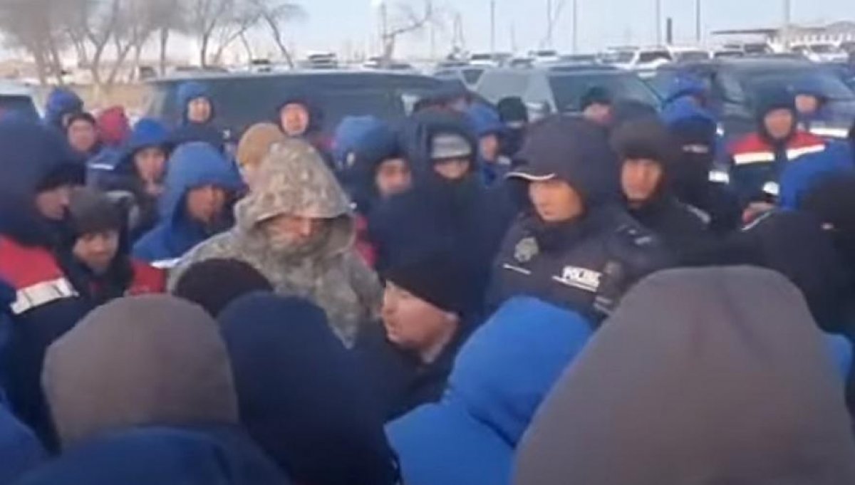 Забастовка нефтяников и железнодорожников продолжается в Мангистау