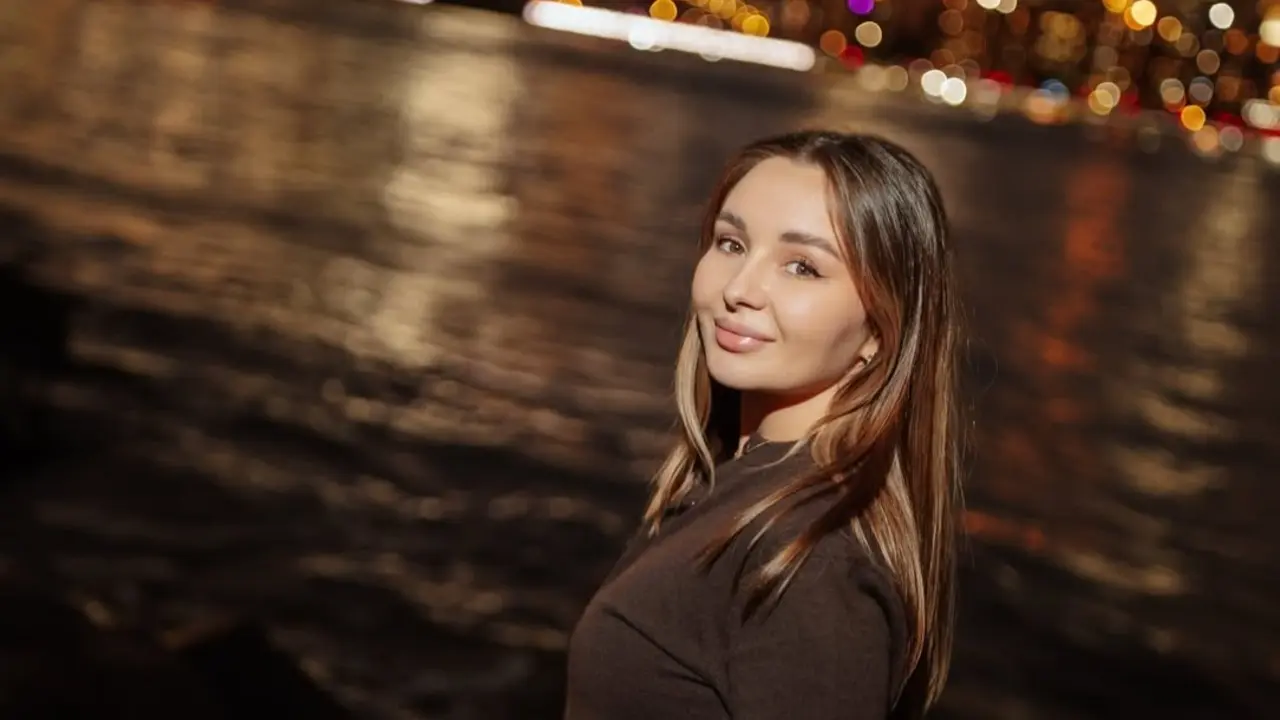 «Мы нарушили закон, но…»: блогер Эльмира Толегенова расплакалась в суде и частично признала вину