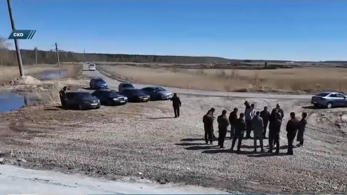 До 300 млн тенге долга: строители дамбы в СКО грозят жалобой в прокуратуру